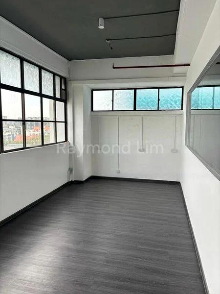 Office for Sale in  Da Jin Factory Building - Image 1
